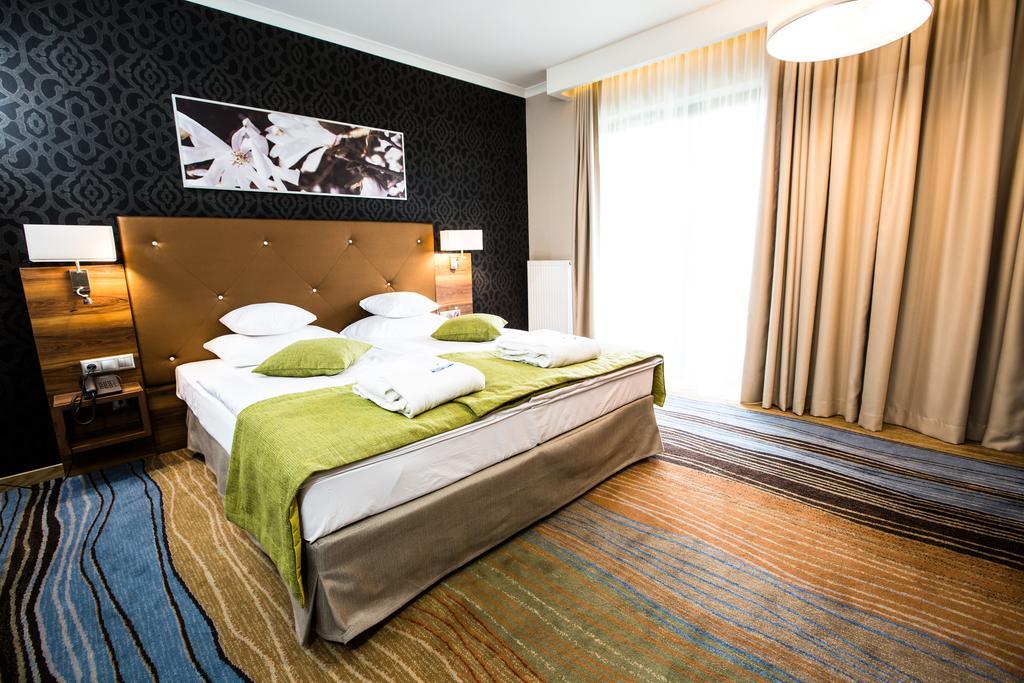 Mineral Hotel Malinowy Raj Solec-Zdrój Chambre photo